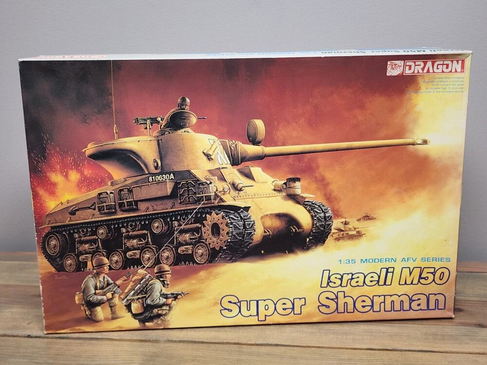 Dragon Models 3528 1/35 Israeli M50 Super Sherman Model Tank Unassembled 1996